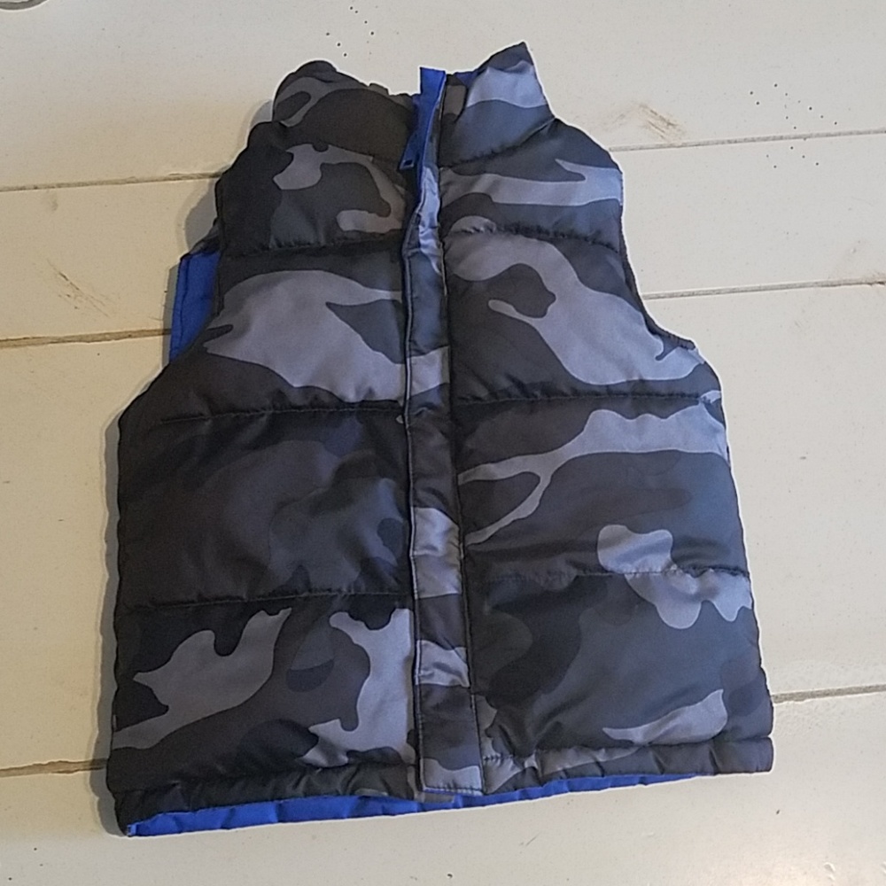 Reversible Vest - Picture 3 of 7